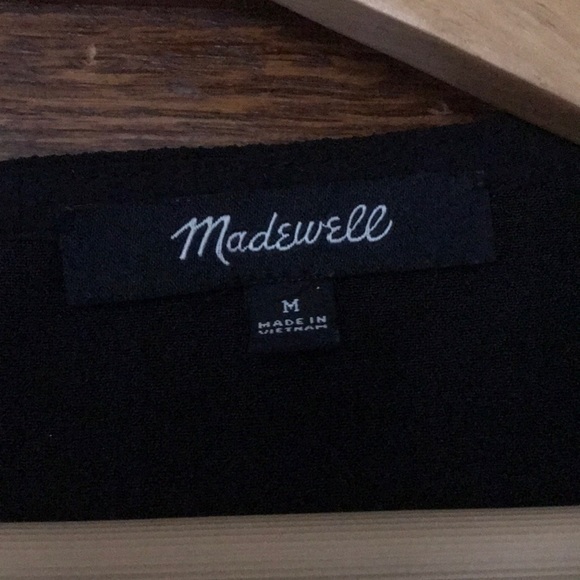 Madewell Black Tank - Picture 4 of 5